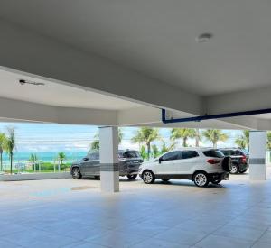 Apartamento pé na areia - Com varanda e área gourmet com vista