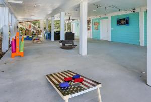 Kemah Baydreaming Near Kemah Boardwalk