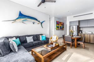 Cabo Marina Luxury Condo Jacuzzi & Terrace