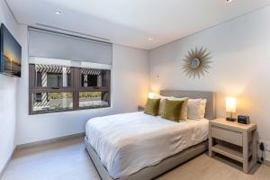 Luxury Loft at Cabo Marina BBQ Grill & Terrace