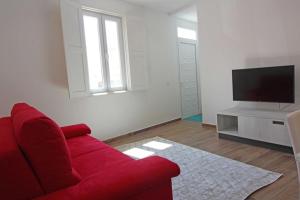 Charming One Bedroom Maisonette