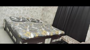 Vardaan Paying Guest House