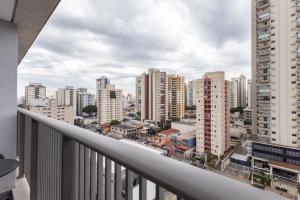 Studio c piscina, Wi-Fi e ar na Vila Gomes Cardim