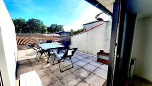 Appartements Appartement Gite dans magnifique petit village de campagne a 20 minutes de la mer : Appartement 2 Chambres