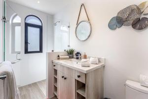 Cozy 2 BR with Private Terrace & BBQ in Quivira