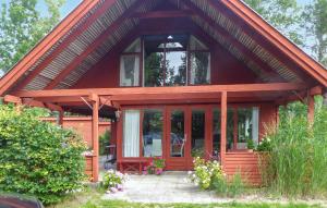Awesome Home In Glesborg With Wifi