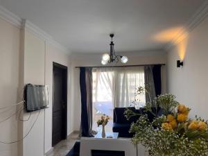 Stella heights Poolside paradise, 4 bedroom AC