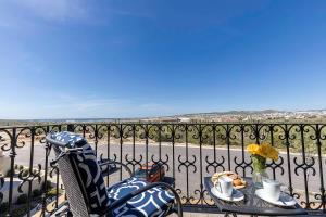 Cozy 2 BR at Mavila Gym & Resort Access