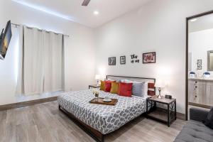 Cozy 2 BR at Mavila Gym & Resort Access