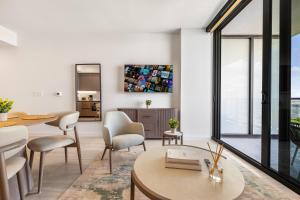 Luxury Escape At 72 Park