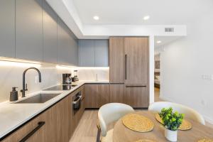 Luxury Escape At 72 Park