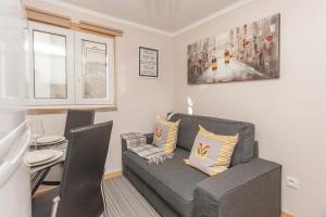 Principe Real, 1BR 1BA, Private terrace, calm