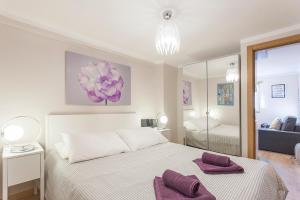 Principe Real, 1BR 1BA, Private terrace, calm