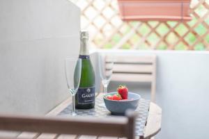 Large Studio Terrace, Principe Real, WIFI, Calm