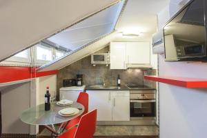 Large Studio Terrace, Principe Real, WIFI, Calm