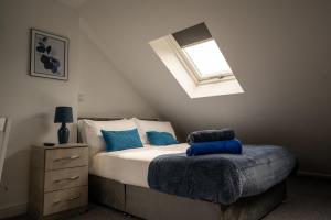 Beckbury House close to the City, 7 mins from QE and Royal Othopedic Hospital, Bham University