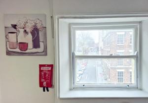 City Centre Apartment With Tennis Table