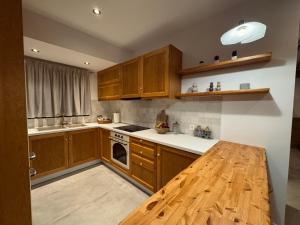 Aurora Seaside Luxury Suite