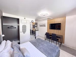 Luxury Hotel Style Studio Flat