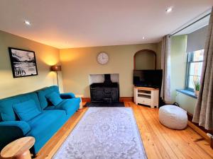 Apartment 42b by the river