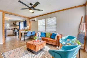 5 Mi to Dtwn Tulsa: Pet-Friendly Home!