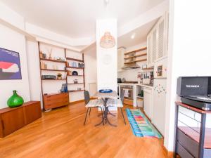 Central Boutique Apartment for2