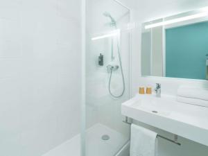 Hotels ibis budget Nantes Sainte Luce - Hotel Renove : Chambre Triple