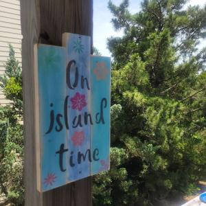 SpongeBobs Pineapple Getaway