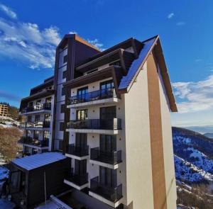 Luxory Brown Kopaonik