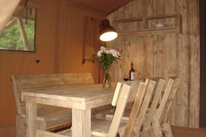 Campings Camping de la Bonnette : photos des chambres