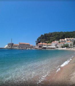 Montenegro Seaside Lux Apartment