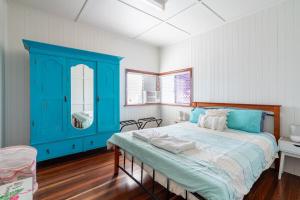 Ocean Views 2 Bedroom Beach Cottage