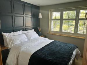 Hot tub on the Yorkshire Wolds Oak Cottage