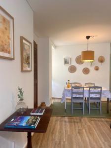 Casa da Joana T2 no Centro Histórico de Angra