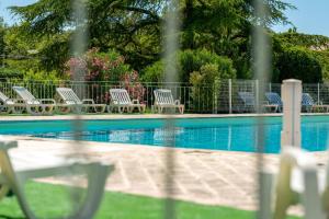 Maisons de vacances Stone mas in residence with pool : photos des chambres