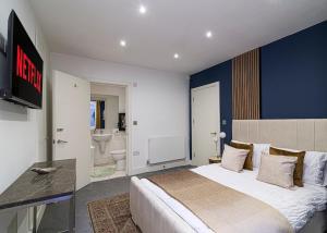 Central London 2 Bed Apartment near Victoria & Belgravia Near Shops & Restaurants