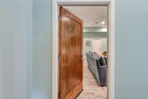 61 Spanish St. Unit B