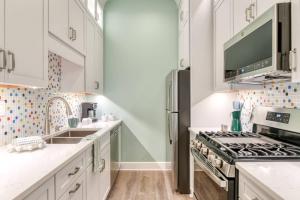 61 Spanish St. Unit B