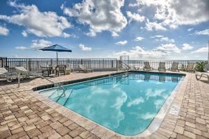 Swim and Relax Daytona Beach Condo with Ocean Access!