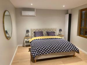 Maisons de vacances Maison renovee en Berry : terrasse, jardin prive, proche Chateauroux et nature - FR-1-591-164 : photos des chambres