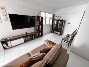 Apt no Point da Ponta Verde