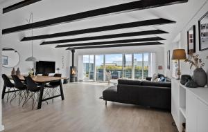 Stunning Home In Faaborg