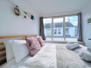 SURF PAD in St Ives, 1 Bed House, 400M to Beach & Harbour