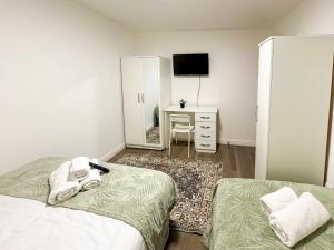 Heathrow Lodge BnB