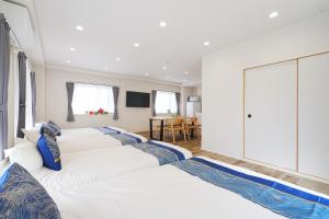 Unite Stay URAYASU 101 8 minutes by car or 15 minutes by bus to Disneyland