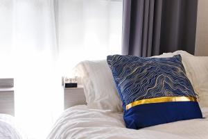 Unite Stay URAYASU 101 8 minutes by car or 15 minutes by bus to Disneyland