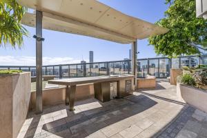 Modern South Bank Apt Walk to Dining & Museums