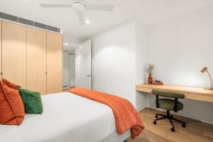 Hall St Apartments by Urban Rest