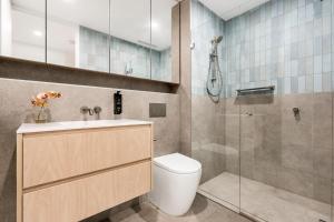 Hall St Apartments by Urban Rest