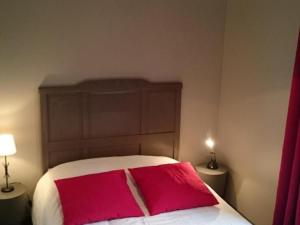 Charmant Gîte de Campagne à Liessies avec Jardin et Parking - FR-1-510-157